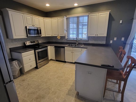 2nd image of 6032 Williamsburg Pkwy