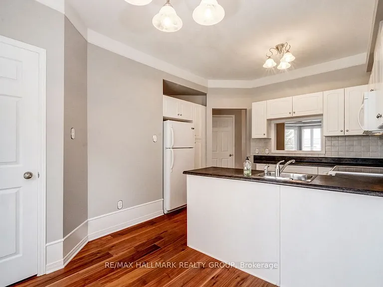 50 Briargate Point #4 — Photo 16