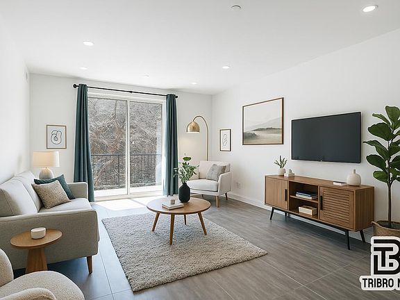 3rd image of 527 E 147th St #2C