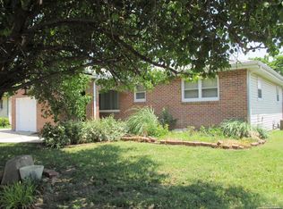 2215 S Ohio St, Salina, KS 67401