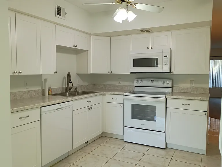 2463 Brazilia Dr #61 — Photo 4