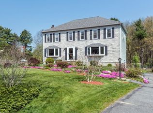 6 Gavin Cir, Andover, MA 01810