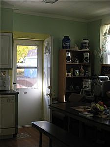 2nd image of 2713 Boas St