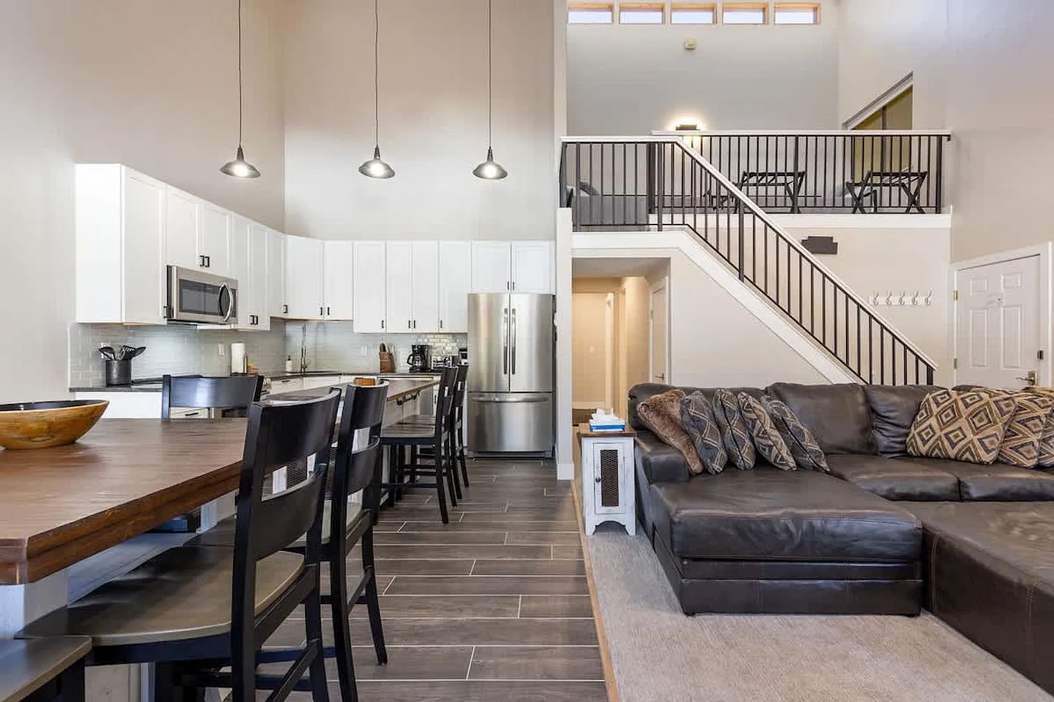 3 bed, 3.0 bath, $3,241 — Photo 2