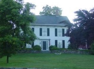 70 York St, York, ME 03909