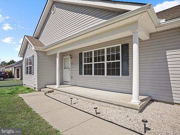 4th image of 30141 Regatta Bay Blvd