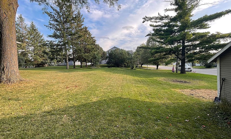 23 W Pike St, Osakis, MN 56360 | Zillow