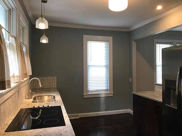 106 Pine St — Photo 3