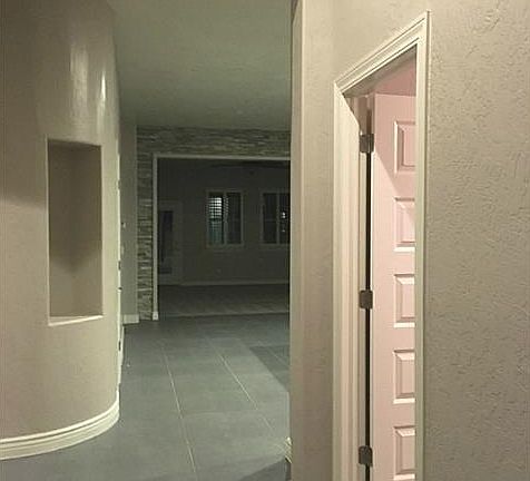 2nd image of 1116 Spofford Pl