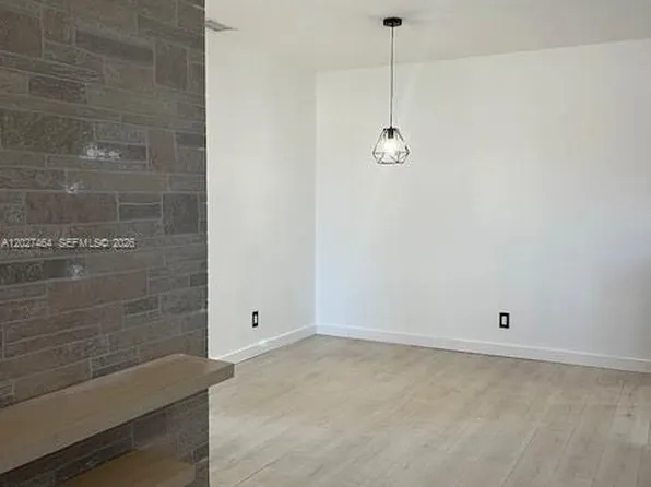 10054 Winding Lake Rd APT 201, Sunrise, FL 33351