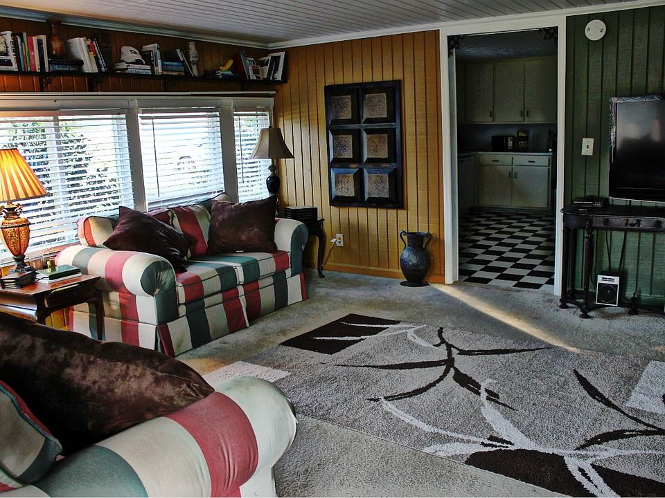 2nd image of 13101 Upatoi Ln