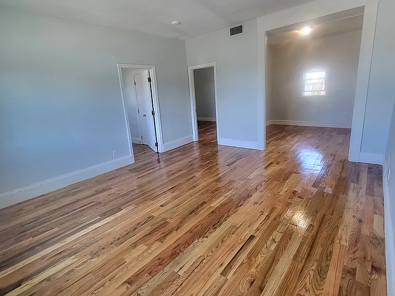 1289 S Main St #2W — Photo 11