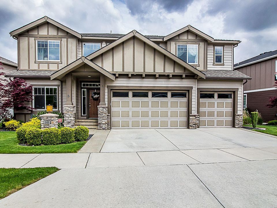 1st image of 1909 S Clover Dr
