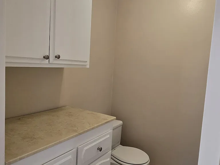 19610 Lusk Ave — Photo 10
