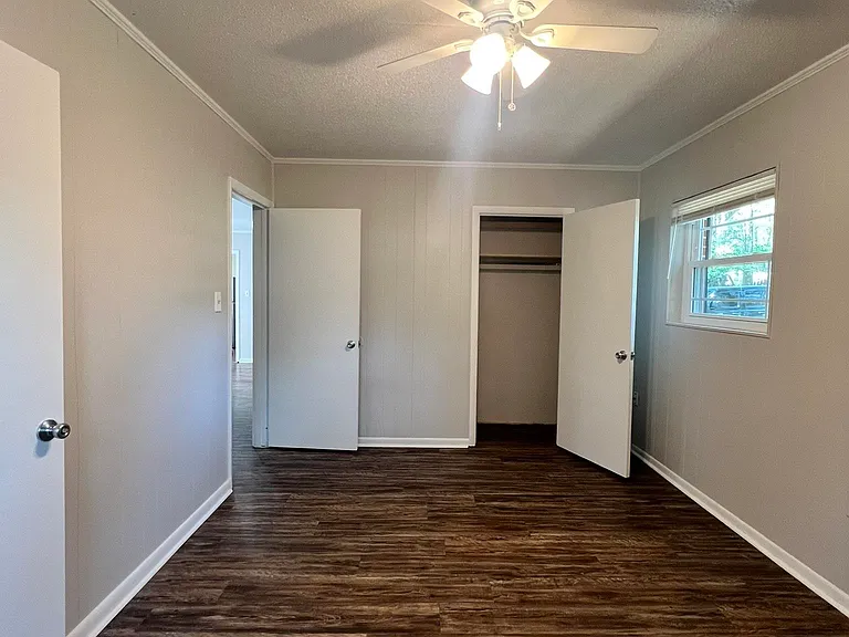 2613 Rippee Rd — Photo 16