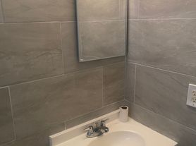 471 NE 30th St, Pompano Beach, FL