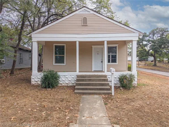 1700 S Q St, Fort Smith, AR 72901