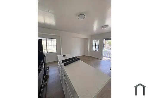 6019 Wall St Photo 1