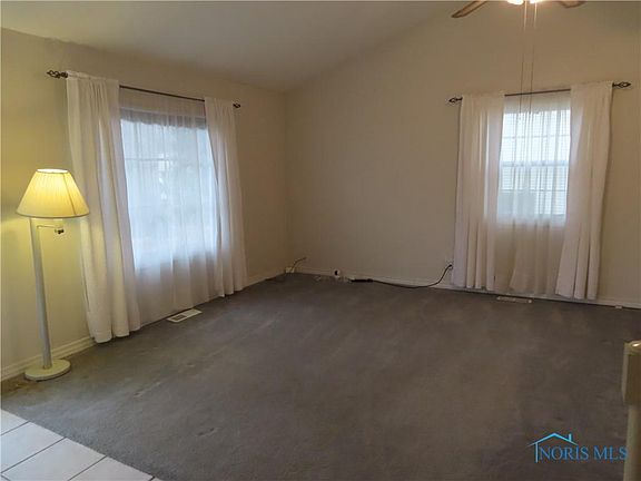 4th image of 5258 Burgess Dr