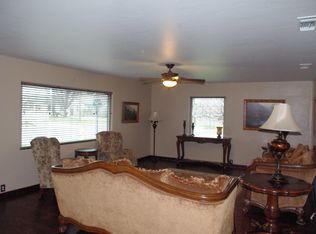 2101 18th Ave, Kingsburg, CA 93631