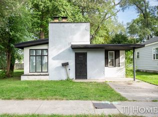 1431 Whiting St SW, Wyoming, MI 49509