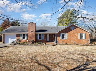 6613 Weldon Cir NW, Concord, NC 28027