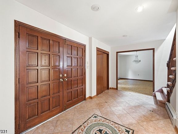 2nd image of 351 Ridge Rd