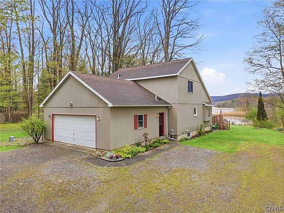 4th image of 7566 Old Woods Rd