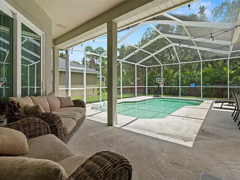 10516 Rochester Way — Photo 22