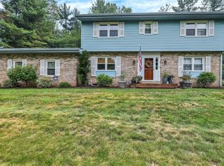 18 Hillside Rd, Birdsboro, PA 19508