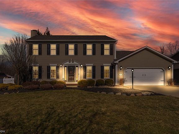 2nd image of 3213 Winsted Dr