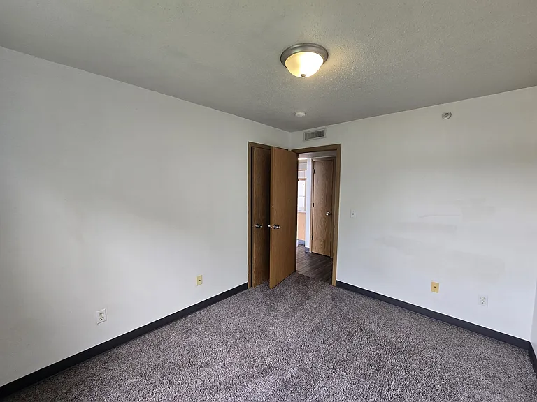 60 Miller Ave SW #12 — Photo 13
