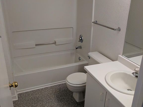 2nd bathroom