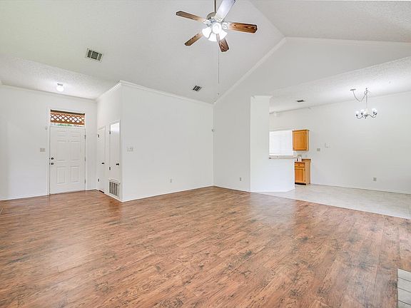5th image of 2129 Cervin Blvd