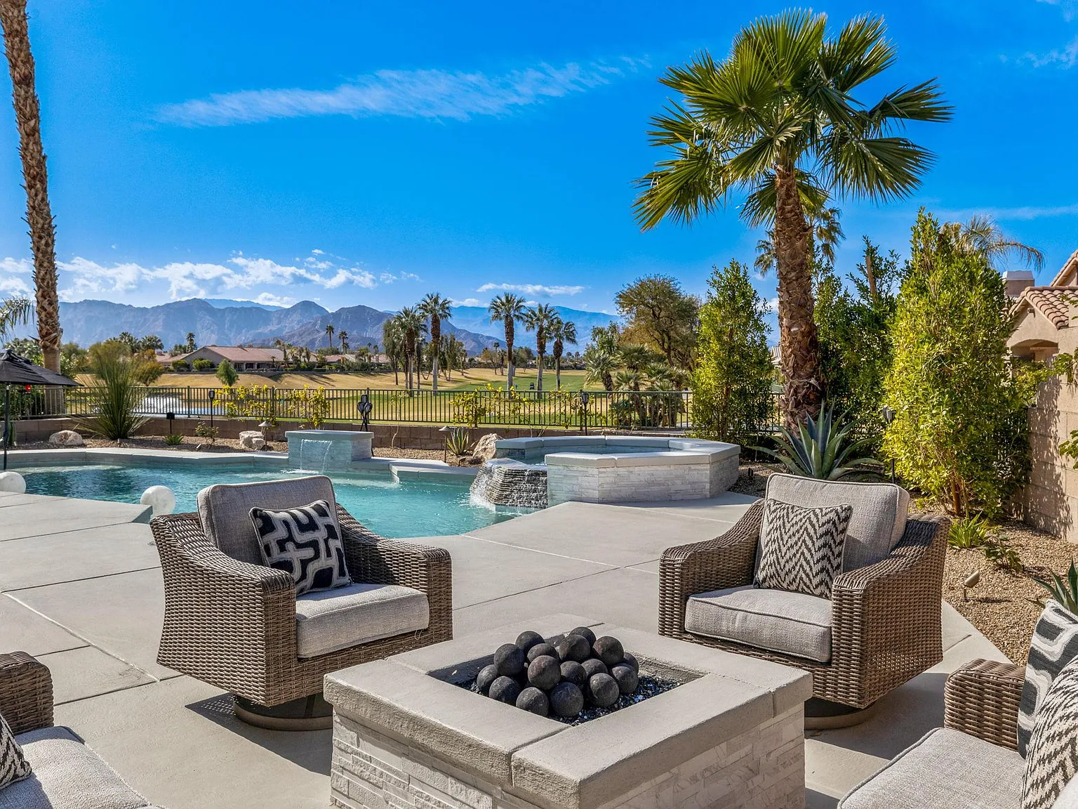45163 Crystal Springs Dr — Photo 1