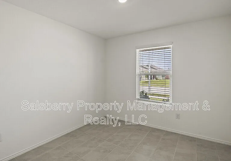 11807 Marcellus Way — Photo 4