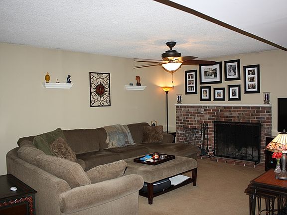 2nd image of 158 Harvest Ln