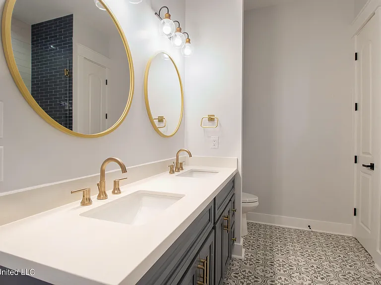 105 Eleanor Ave — Photo 20