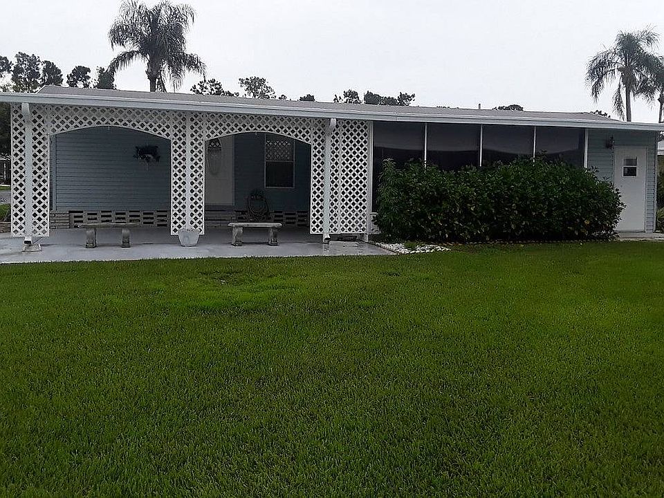 1st image of 247 Dixie Cir