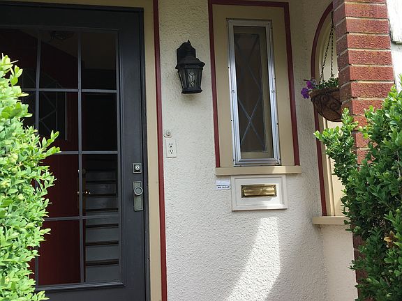 4th image of 3115 NW Orchard Ave