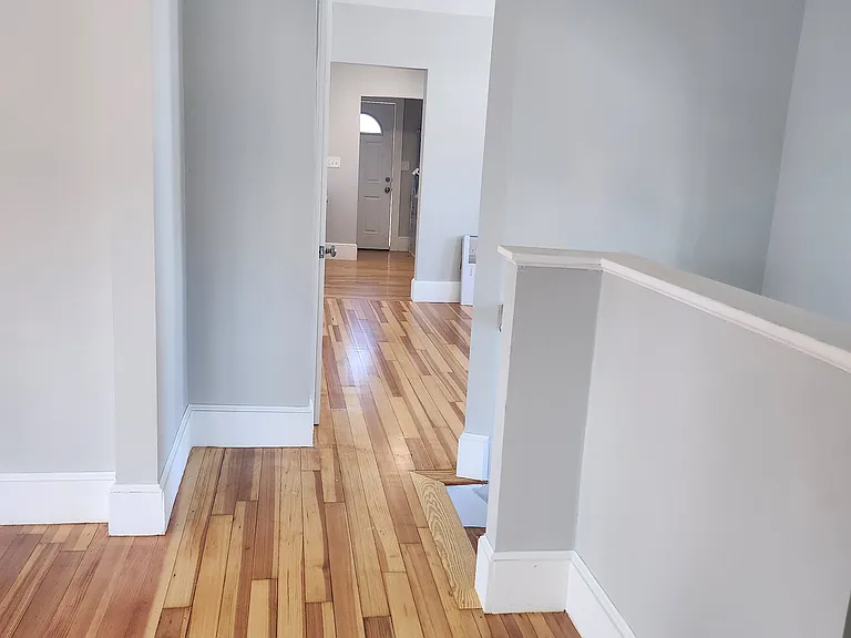12 Hazelwood St #2 — Photo 6