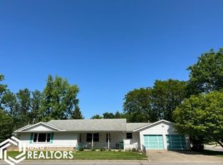 601 N 2nd St, Fairfield, IA 52556