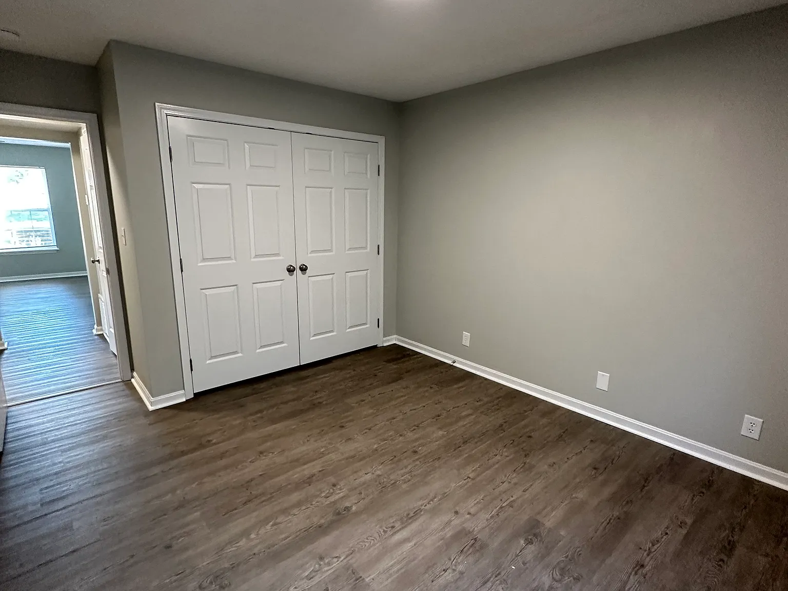 2 bed, 850 sqft, $1,000 — Photo 3