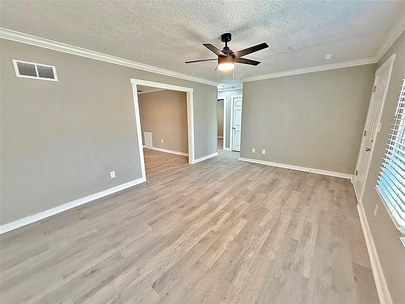 3rd image of 7909 Brooklyn Ave