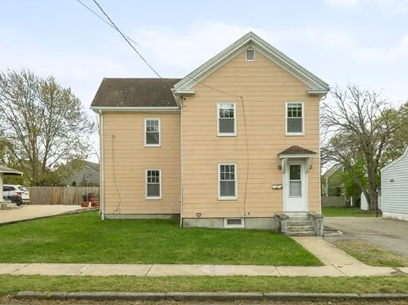 18 Olive St, Winchester, MA 01890