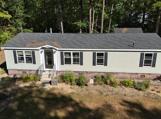 33 Blueberry Road, Ossipee, NH 03814