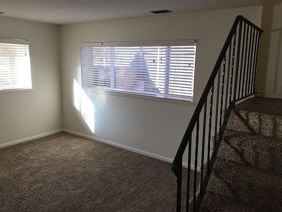 2nd image of 1509 N Corona St