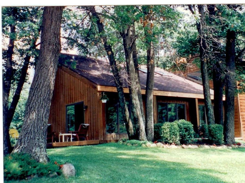 1st image of 1530 Ashwood Dr