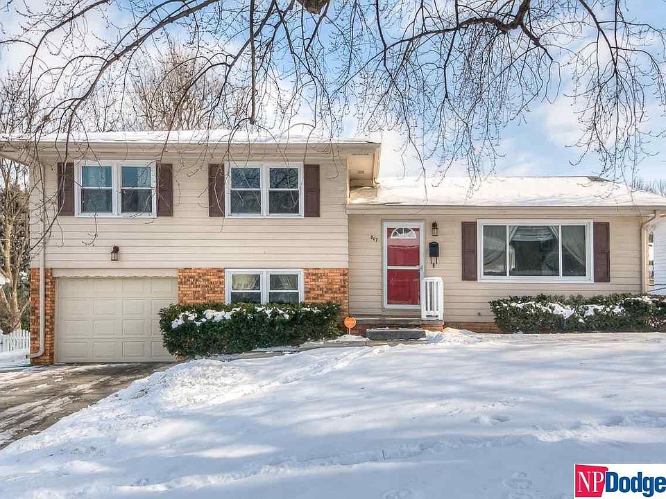 1st image of 807 Kendel Dr