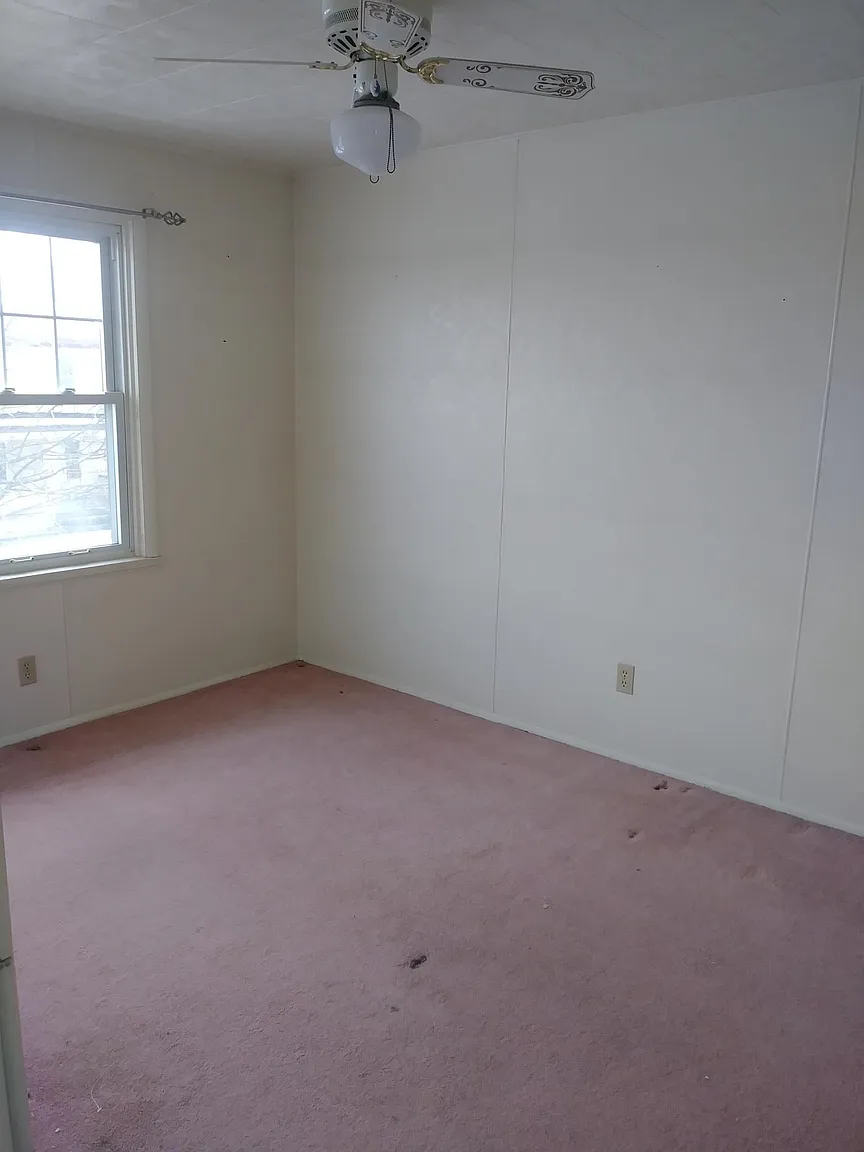 117 Bertha Ave photo 1